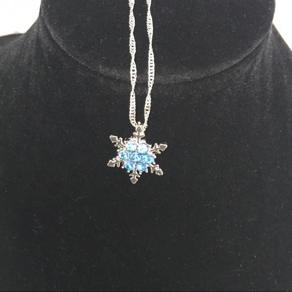 Frozen Ice Snowflake Blue Crystal Necklace - Picture 7 of 7